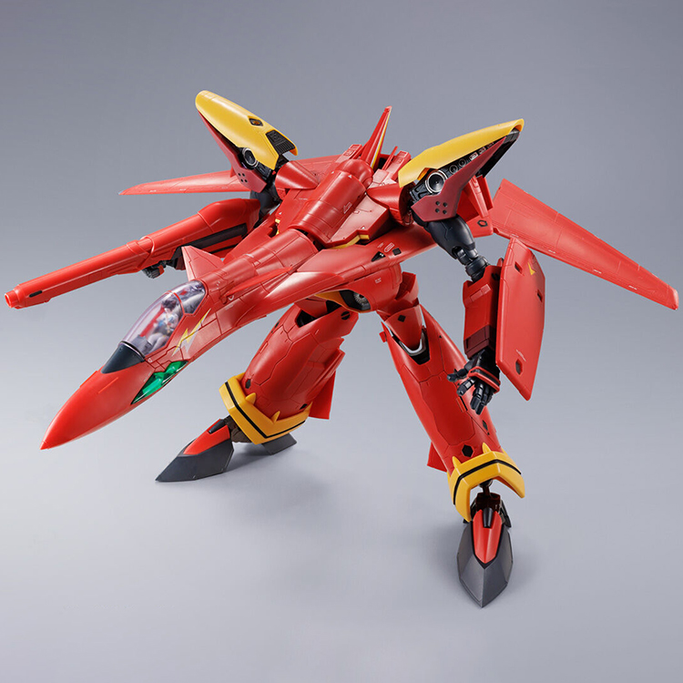 VF-19 Custom Fire Valkyrie de Basara Nekki