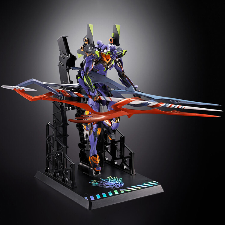 Eva 01 con lanza de Gaius